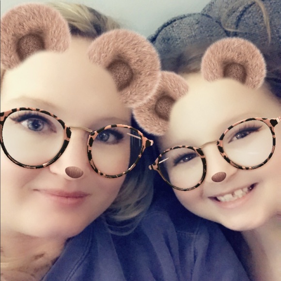 Meet your Posher, Crystal - Picture 1 of 1